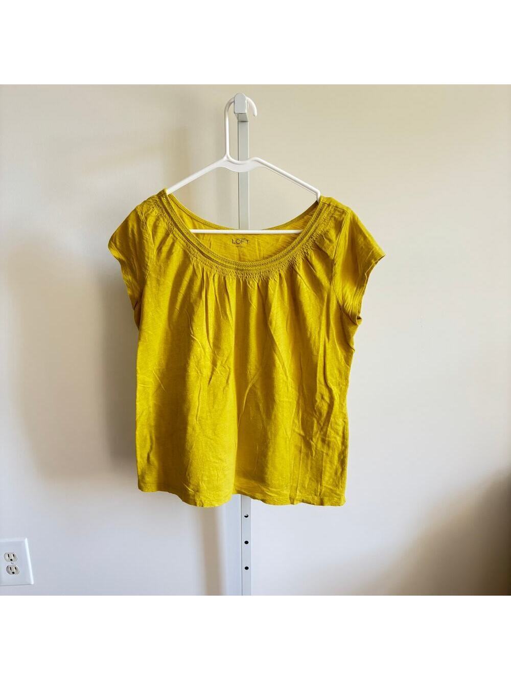 Loft NWOT Women's Yellow LOFT Crochet Trim Neckline Cotton Top Size L